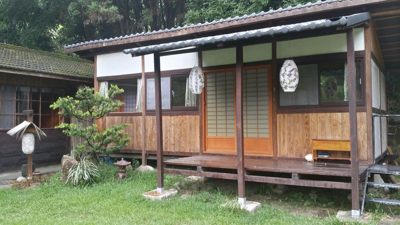 Bright Moon Homestay Dongshi  Exterior photo