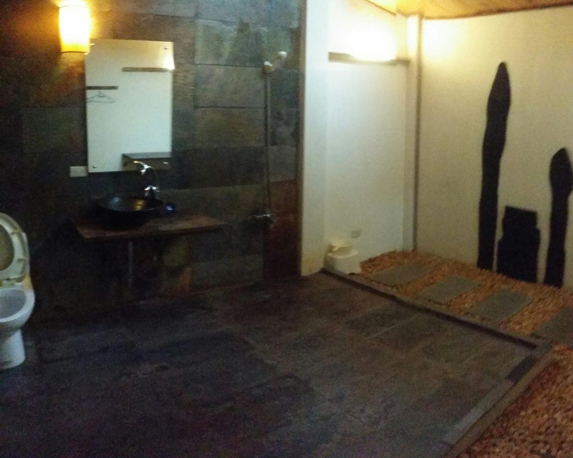 Bright Moon Homestay Dongshi  Exterior photo